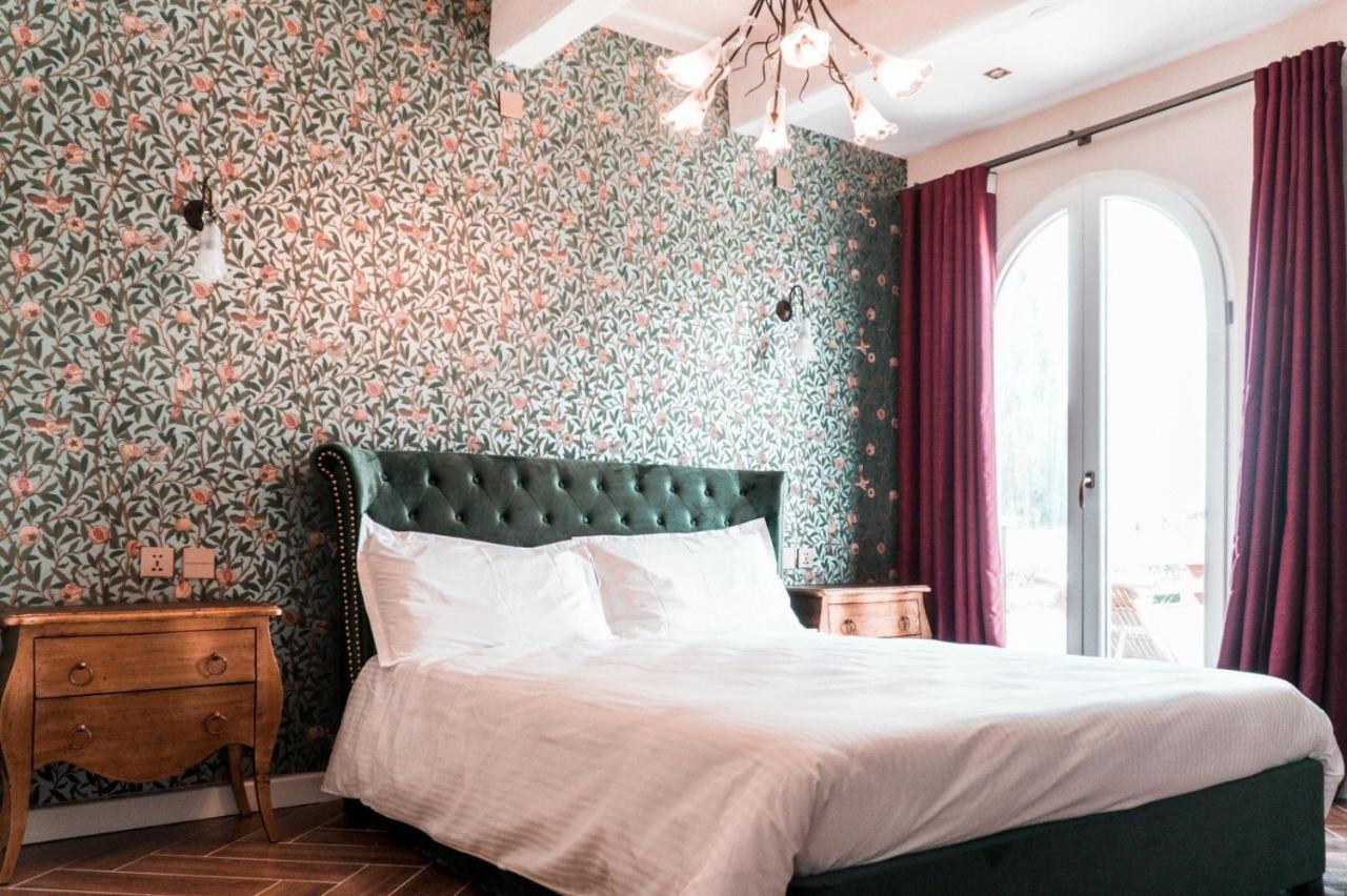 The Red Farm Relais & Spa Iklin Extérieur photo